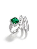 Trinity Ring in Imperiale Emerald